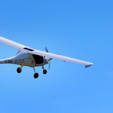 Rafmagnsflugvélin, sú fyrsta sem tekur á loft á Akureyri. Flugdagur Flugsafns Íslands 2024. Ljósmynd: © Þorgeir Baldursson