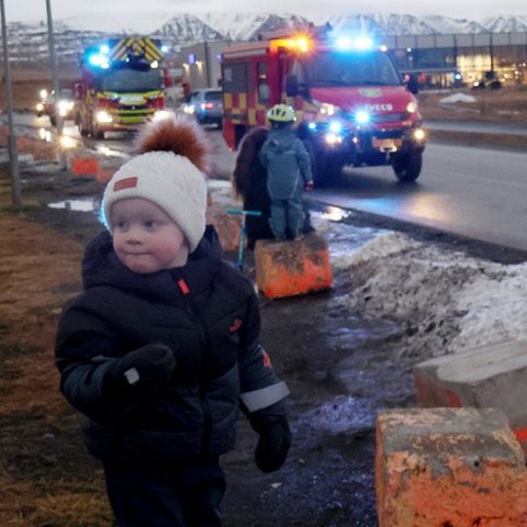 112 dagurinn - hópakstur um Akureyri með forgangsljós kveikt. Mynd: Skapti Hallgrímsson